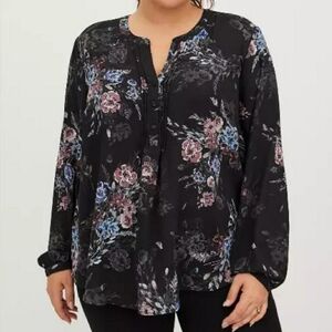 Torrid long sleeve lightweight blouse